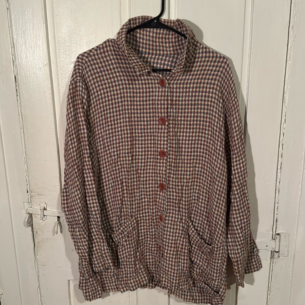 Women’s Flax linen button up shirt size L
